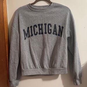 SHEIN Gray Crew Neck Sweater